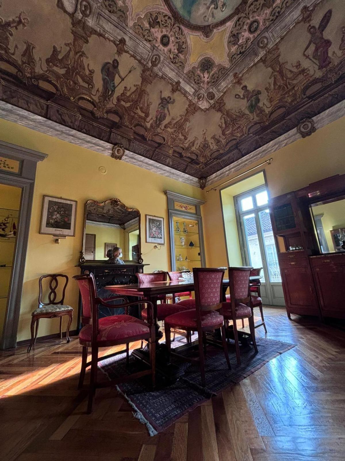 Splendido Appartamento XVIII Secolo Turin Extérieur photo